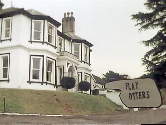 fawlty-towers-episode-8-sign-flay-otters